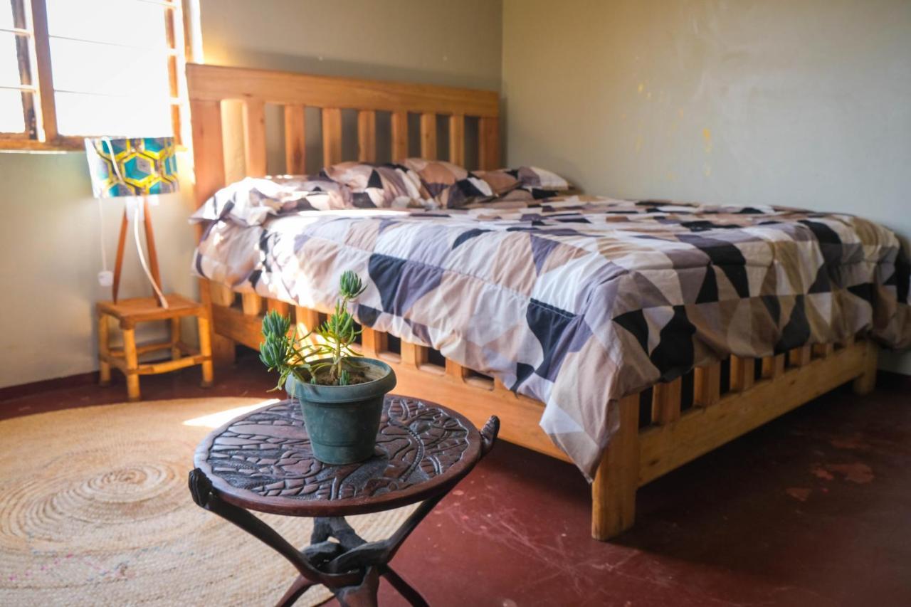 Emmy'S Backpackers Hostel Iringa Ngoại thất bức ảnh